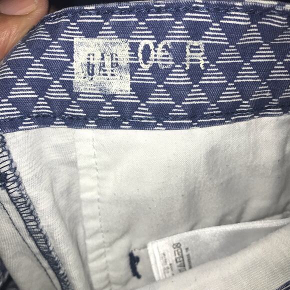 GAP Summer Shorts Women's 6 RN# 54023 - Picture 3 of 9